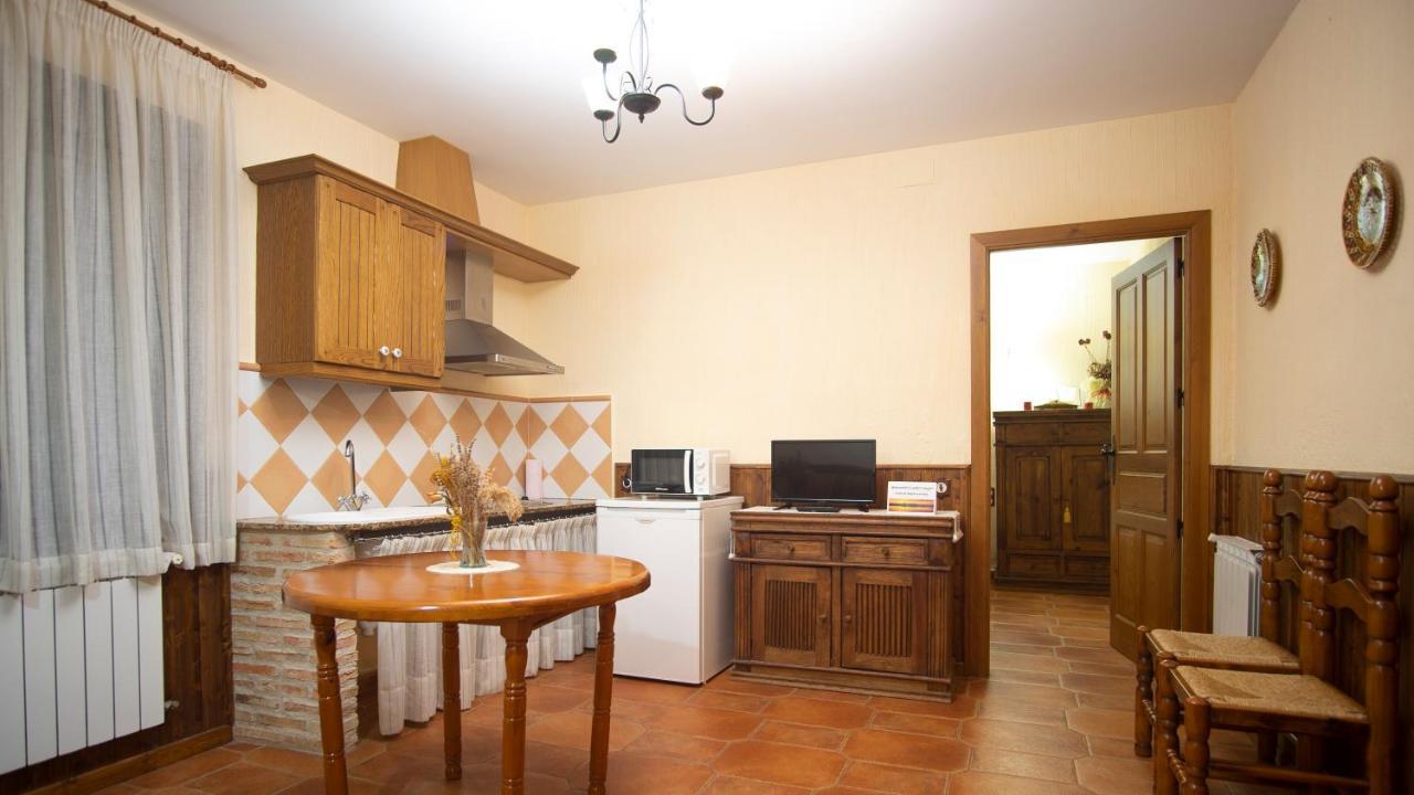 Casa Rural Santa Elena Villafranca de los Caballeros Buitenkant foto